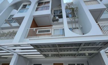 For sale 3 bedrooms townhouse in Mueang Chiang Mai, Chiang Mai