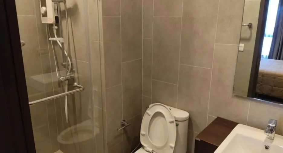 For sale 1 bed condo in Watthana, Bangkok