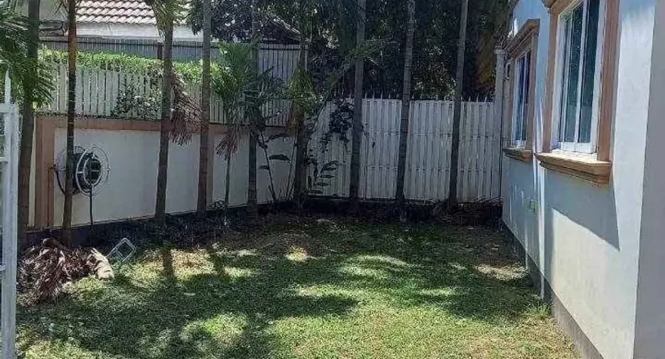 For rent 4 bedrooms house in Mueang Chiang Mai, Chiang Mai