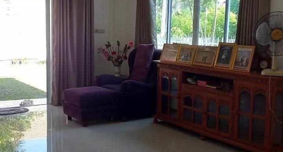 For rent 4 bedrooms house in Mueang Chiang Mai, Chiang Mai