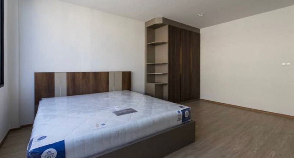 Продажа и аренда 5 спальни дом в Кхлонг Сан, Бангкок