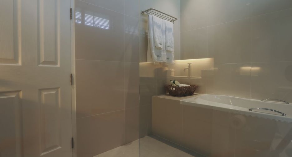 For sale 3 bedrooms house in Bang Lamung, Chonburi
