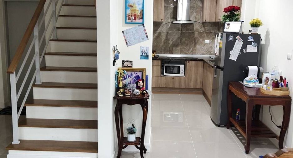 Haus zum Kauf und zur Miete mit 4 Zimmer in Prawet, Bangkok