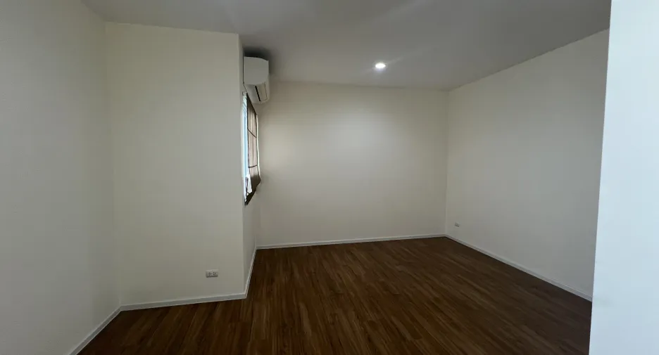 ขาย และ ให้เช่า 4 ห้องนอน บ้านเดี่ยว ใน ประเวศ, กรุงเทพฯ