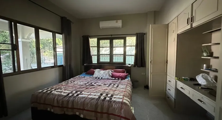 For rent 3 bedrooms house in Mueang Chiang Mai, Chiang Mai