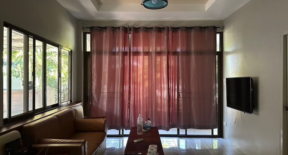 Haus zur Miete mit 3 Zimmer in Mueang Chiang Mai, Chiang Mai