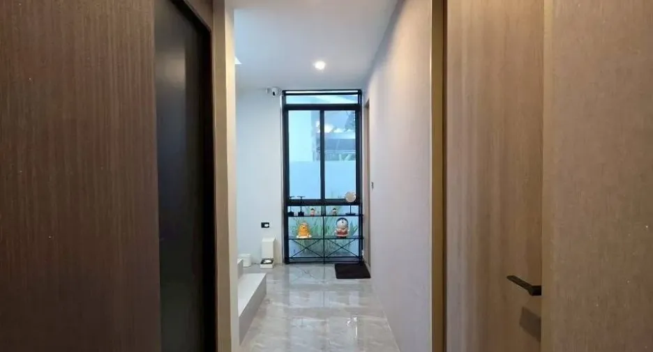 For rent 3 bedrooms house in San Kamphaeng, Chiang Mai