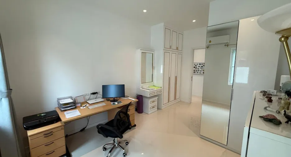 Villa zum Kauf mit 3 Zimmer in Hua Hin, Prachuap Khiri Khan