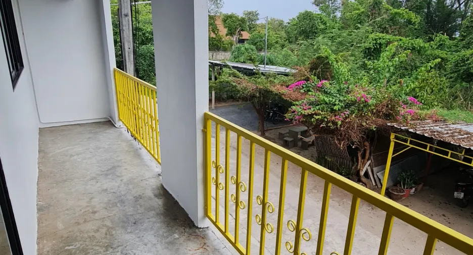 For rent 3 bedrooms townhouse in Mueang Chiang Mai, Chiang Mai