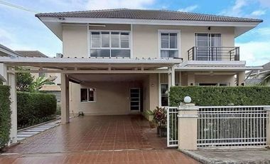 For rent 4 bedrooms house in San Kamphaeng, Chiang Mai