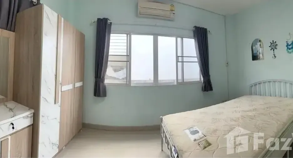 For rent 3 bedrooms house in San Kamphaeng, Chiang Mai