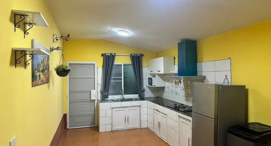 For rent 3 bedrooms house in San Kamphaeng, Chiang Mai