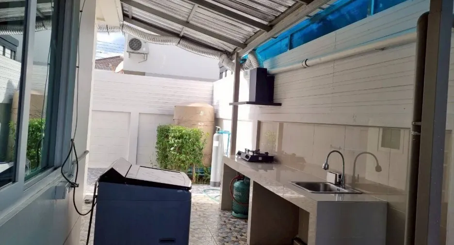 For sale and for rent 3 bedrooms house in Mueang Chiang Mai, Chiang Mai