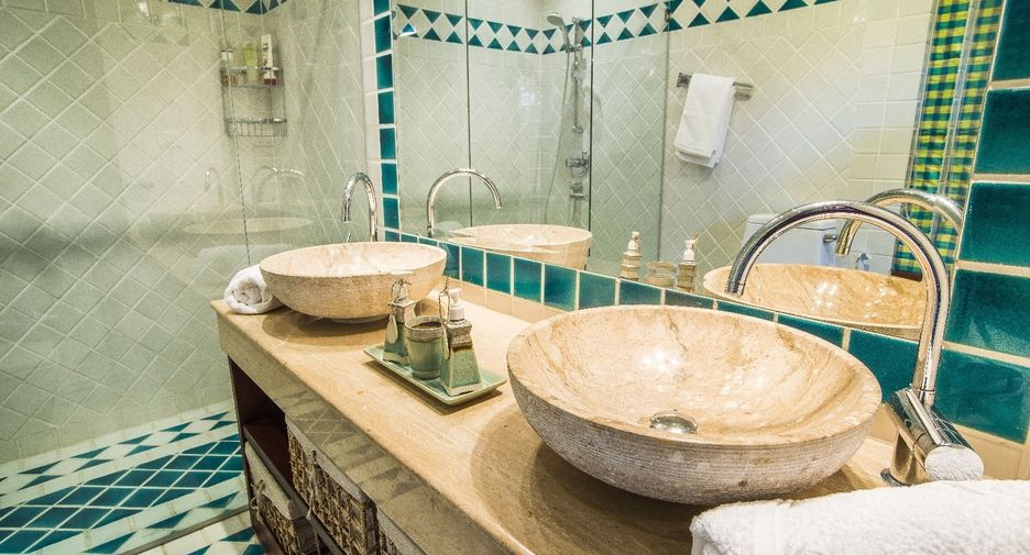 Villa en venta de 6 habitaciones en Cha Am, Phetchaburi