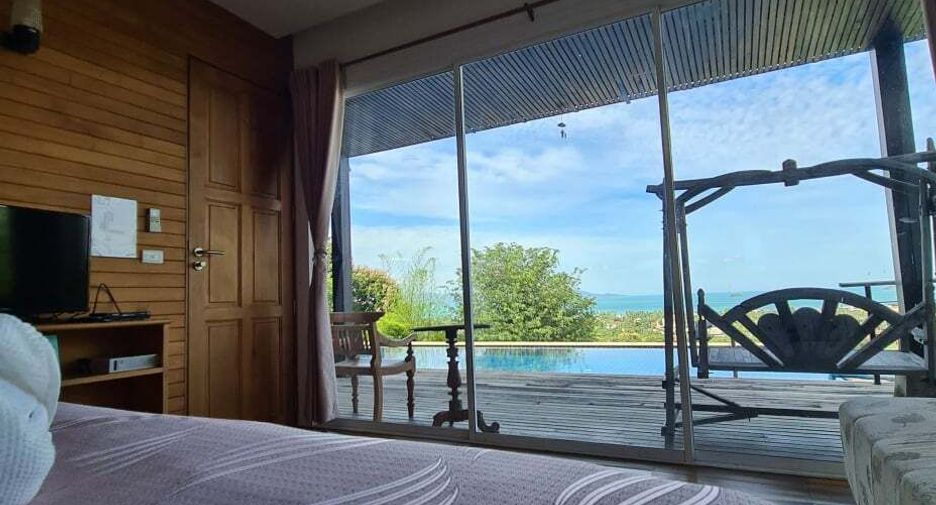For sale 4 bedrooms villa in Ko Samui, Surat Thani