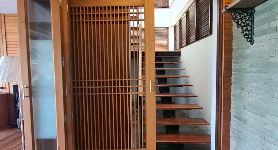 For sale 4 bedrooms villa in Ko Samui, Surat Thani