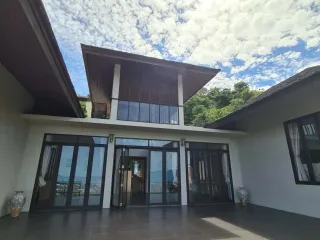 For sale 4 bedrooms villa in Ko Samui, Surat Thani
