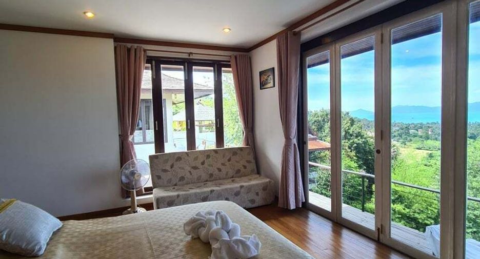 For sale 4 bedrooms villa in Ko Samui, Surat Thani