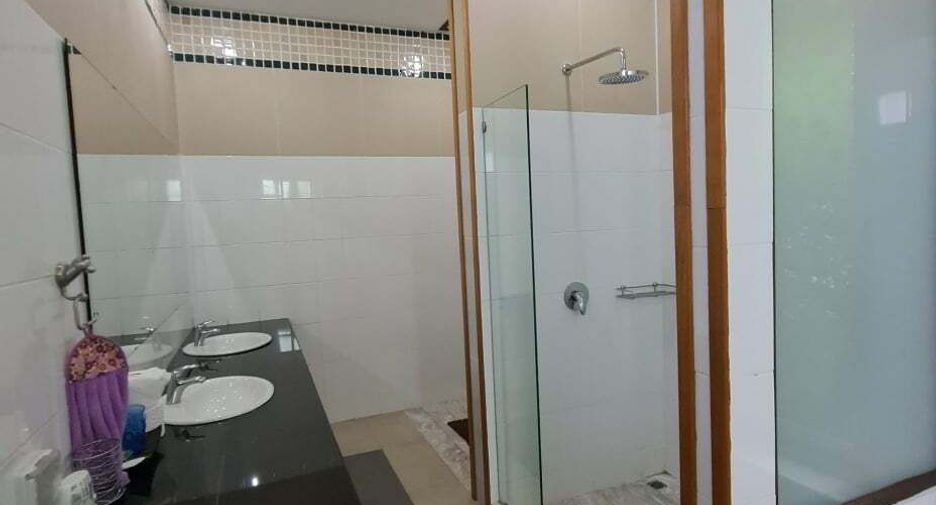 For sale 4 bedrooms villa in Ko Samui, Surat Thani