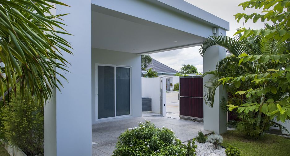 For sale 3 bedrooms villa in Hua Hin, Prachuap Khiri Khan