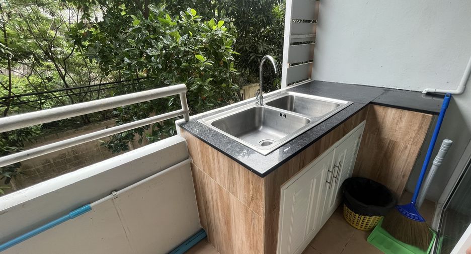 For rent 2 bedrooms apartment in Mueang Phuket, Phuket