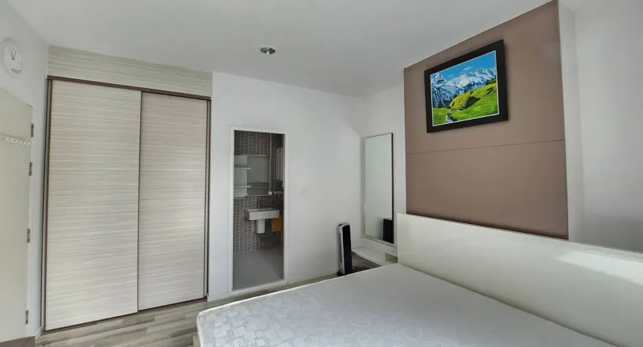 For rent 2 bedrooms condo in Mueang Chiang Mai, Chiang Mai
