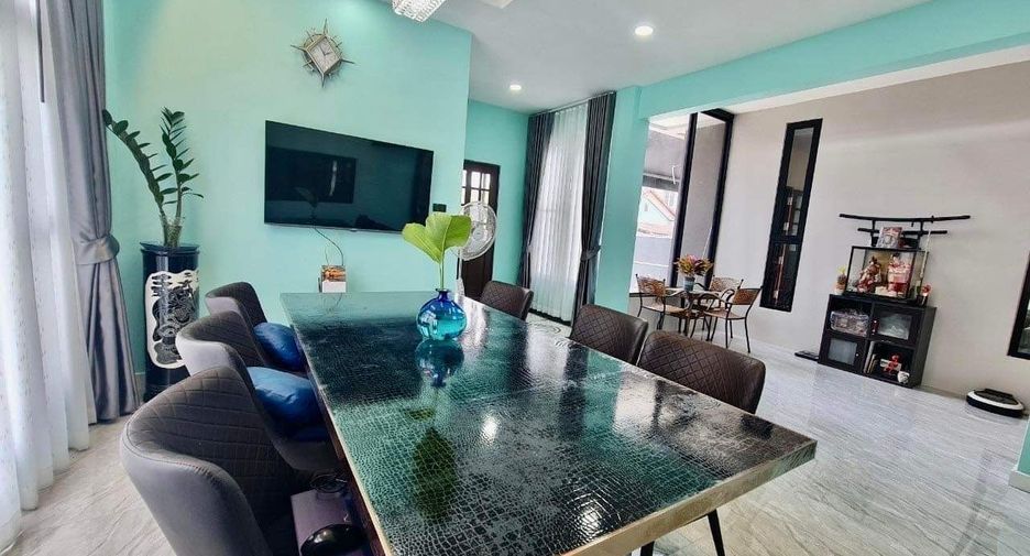 For sale 3 bedrooms house in Bang Khen, Bangkok
