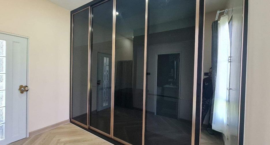 For sale 3 bedrooms house in Bang Khen, Bangkok
