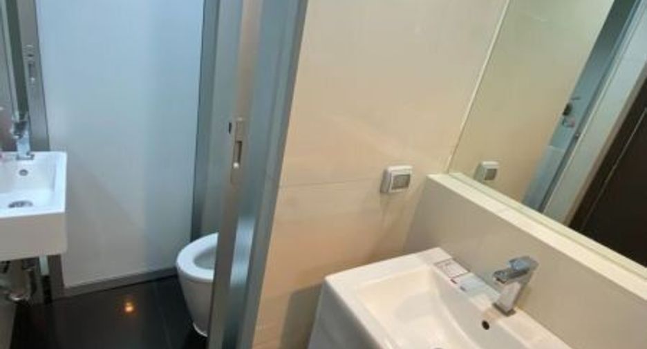 À vendre 2 chambres condo à Sathon, Bangkok
