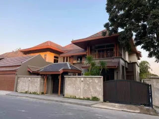 Villa zum Kauf und zur Miete mit 5 Zimmer in Mueang Chiang Mai, Chiang Mai