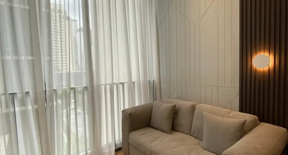 For sale studio condo in Pathum Wan, Bangkok