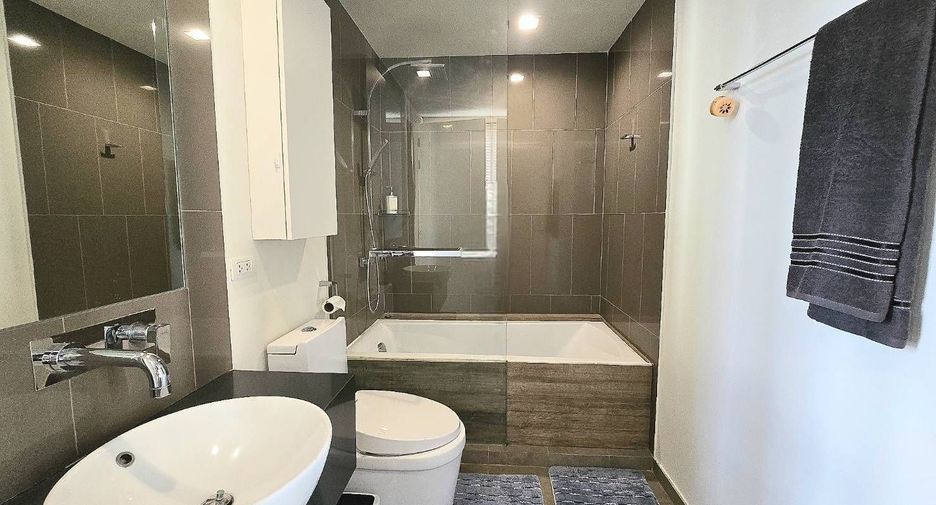For rent 2 bedrooms condo in Bang Lamung, Chonburi