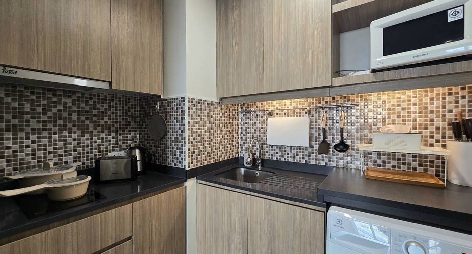 For rent 2 bedrooms condo in Bang Lamung, Chonburi