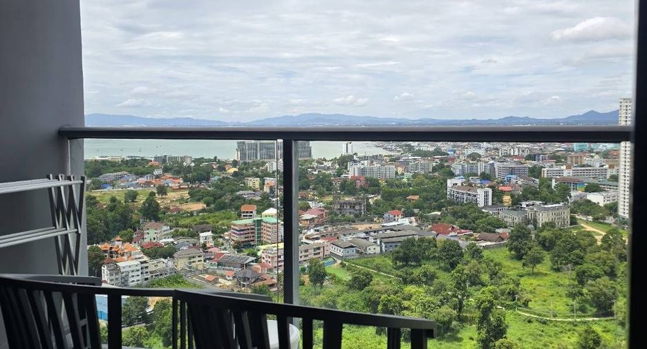 For rent 2 bedrooms condo in Bang Lamung, Chonburi