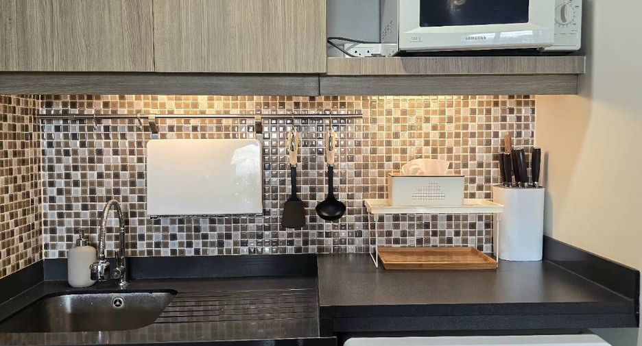 For rent 2 bedrooms condo in Bang Lamung, Chonburi
