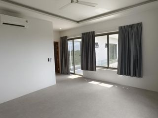 For sale 4 bedrooms villa in Ko Samui, Surat Thani
