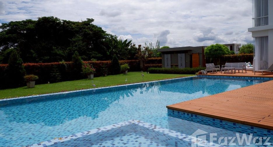 Villa zum Kauf mit 4 Zimmer in San Kamphaeng, Chiang Mai