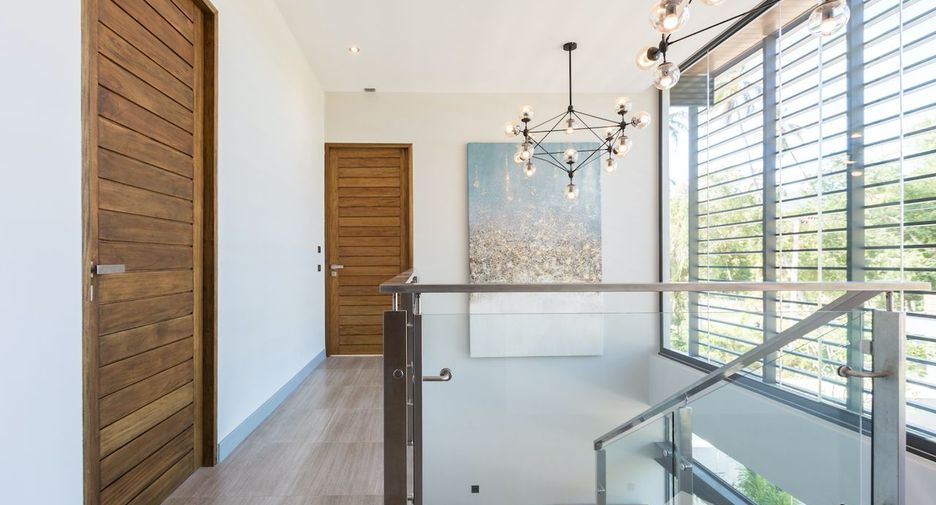 For sale 7 bedrooms villa in Ko Samui, Surat Thani