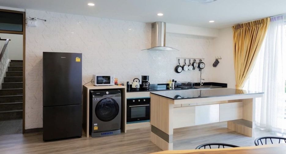 For sale and for rent 5 bedrooms villa in Mueang Chiang Mai, Chiang Mai