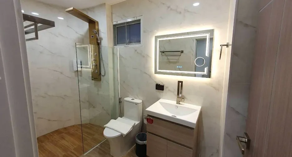 For sale and for rent 5 bedrooms villa in Mueang Chiang Mai, Chiang Mai