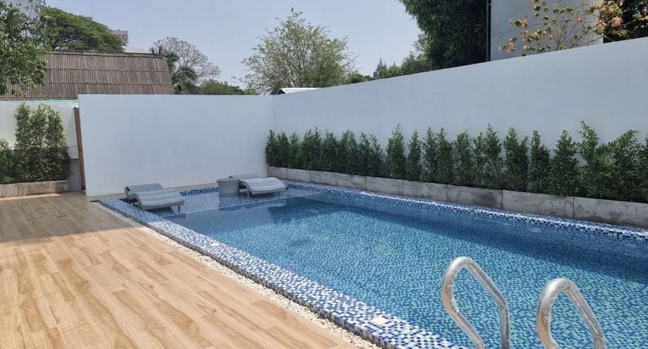 For sale and for rent 5 bedrooms villa in Mueang Chiang Mai, Chiang Mai