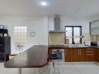 Продажа 4 спальни дом в Mueang Chiang Mai, Чианг Маи