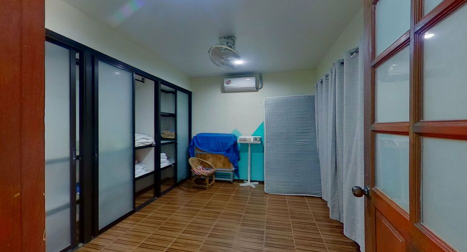 For sale 4 ベッドルーム house in Mueang Chiang Mai, Chiang Mai