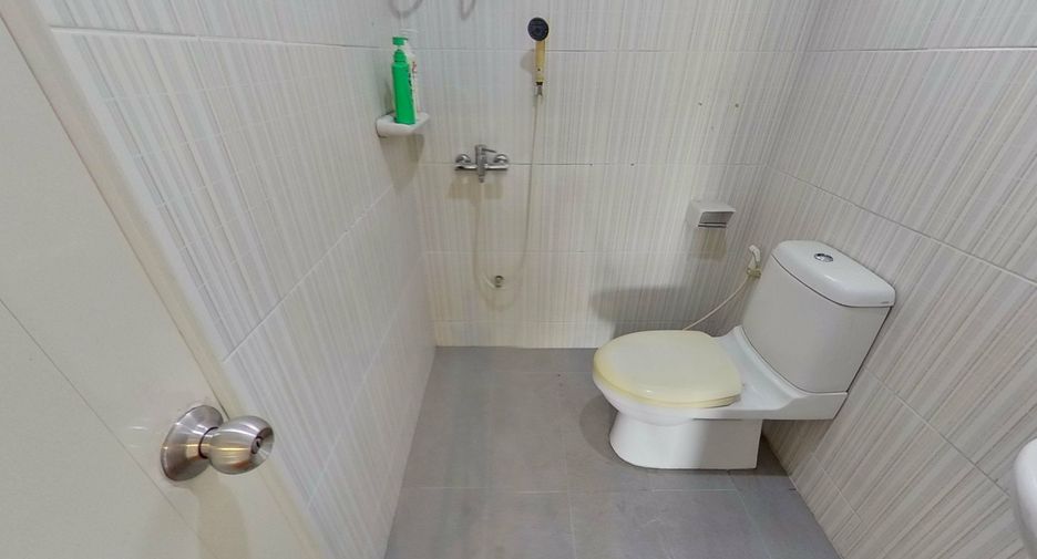 For sale 4 ベッドルーム house in Mueang Chiang Mai, Chiang Mai