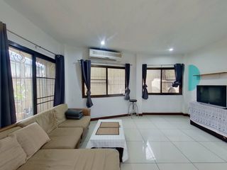 Продажа 4 спальни дом в Mueang Chiang Mai, Чианг Маи