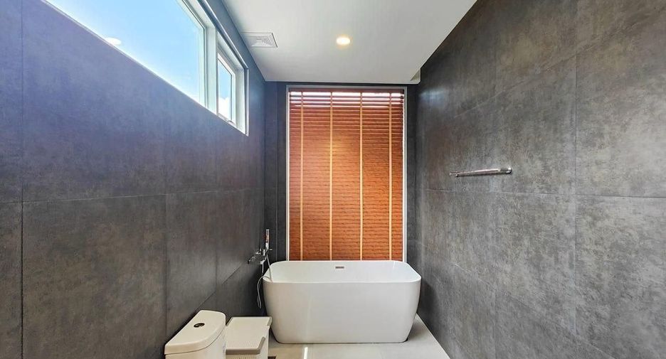 For rent 3 bedrooms villa in Ko Samui, Surat Thani