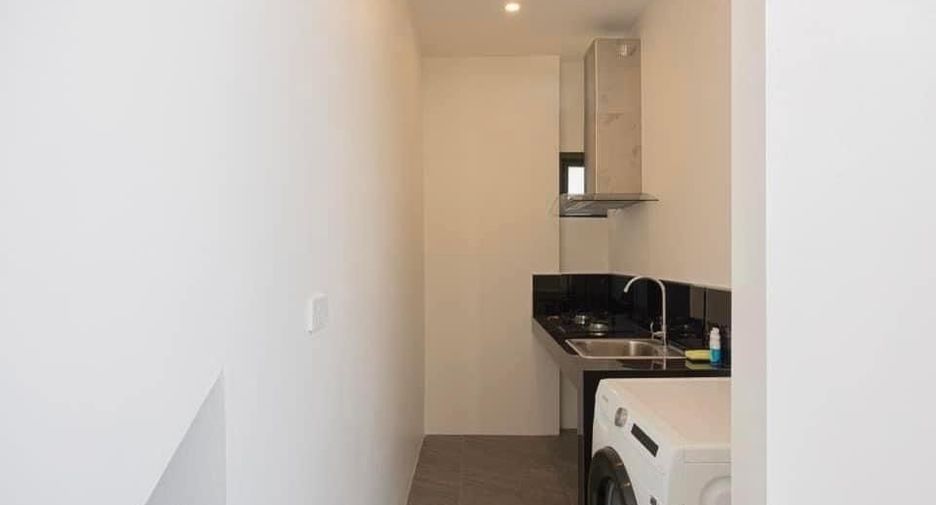 For sale and for rent 4 bedrooms villa in Mueang Chiang Mai, Chiang Mai