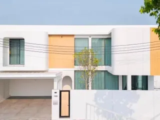 ขาย และ ให้เช่า 4 ห้องนอน วิลล่า ใน เมืองเชียงใหม่, เชียงใหม่