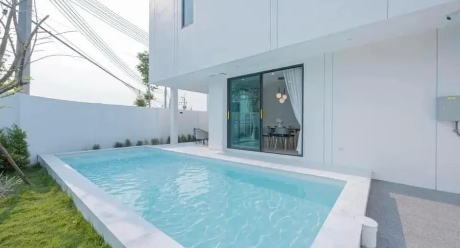 For sale and for rent 4 bedrooms villa in Mueang Chiang Mai, Chiang Mai