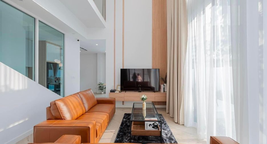 For sale and for rent 4 bedrooms villa in Mueang Chiang Mai, Chiang Mai